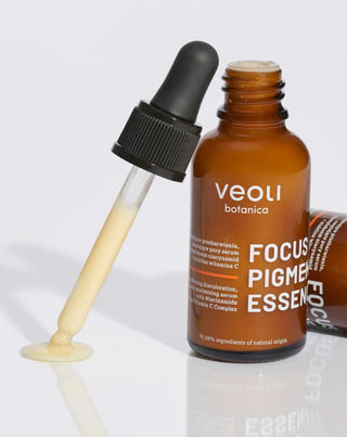 Serum na przebarwienia skóry z niacynamidem i witaminą c Focus pigmentation essence Veoli Botanica