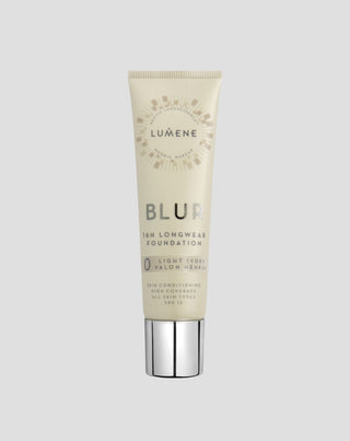 Podkład wygładzający o wysokim stopniu krycia do 16h Blur 0 Light Ivory z SPF 15 Lumene