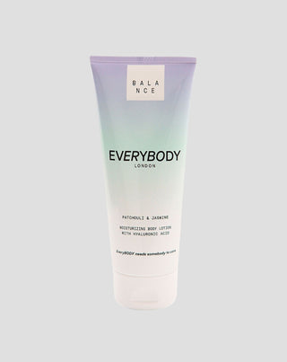 Nawilżający balsam do ciała BALANCE z kwasem hialuronowym Patchouli & Jasmin Everybody London