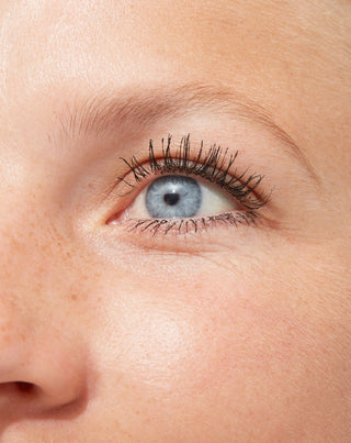 Ekstremalnie wydłużający i podkręcający tusz do rzęs Catchy Eyes Drama Gosh - 2