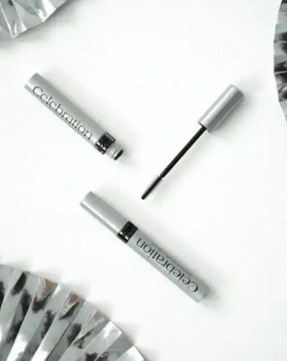 Wzbogacony ceramidami i woskami tusz do rzęs Celebration Gosh - 2