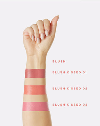 Kremowy róż do policzków w odcieniu koralowym Blush kissed 02 Paese - 4