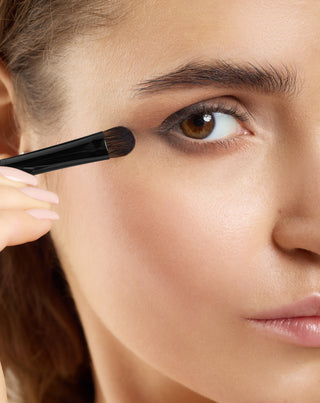 Pędzel do cieni z płaskim zaokrąglonym syntetycznym włosiem Nutridome - 2