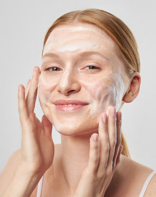 Zestaw z błotem z Morza Martwego: oczyszczająca maska i pianka do mycia twarzy dla detoksu i przywrócenia równowagi skóry - 2