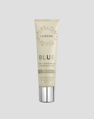 Podkład wygładzający o wysokim stopniu krycia do 16h Blur 0.5 Fair Nude z SPF 15 Lumene