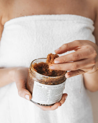 Cukrowy peeling do ciała Śliwka Ministerstwo Dobrego Mydła - 3