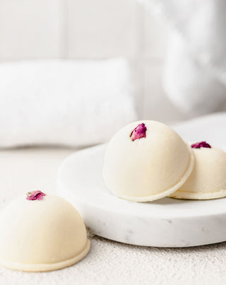 Nawilżająca półkula kąpielowa z pełnym mlekiem Róża-Malina Ministerstwo Dobrego Mydła - 2