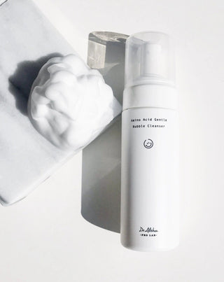 Delikatna pianka oczyszczająca z aminokwasami Dr. Althea - 2