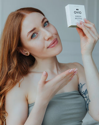 Zielone soczewki kontaktowe kolorowe zerówki ze srebrnymi prążkami green moons no. 3 Ovio - 2