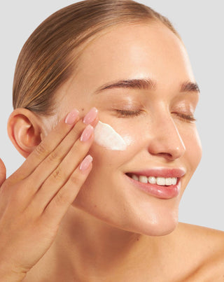 Zestaw na przebarwienia i nierówny koloryt, protokół rozświetlający z witaminą C i SPF 50 - 6