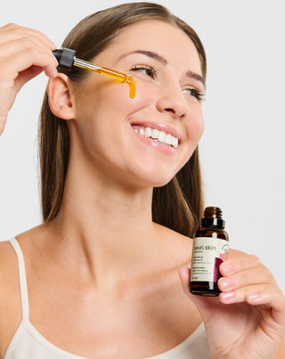 Rewitalizujące serum do twarzy z witaminą C, z witaminą A i witaminą E Mel Skin_1 - 2